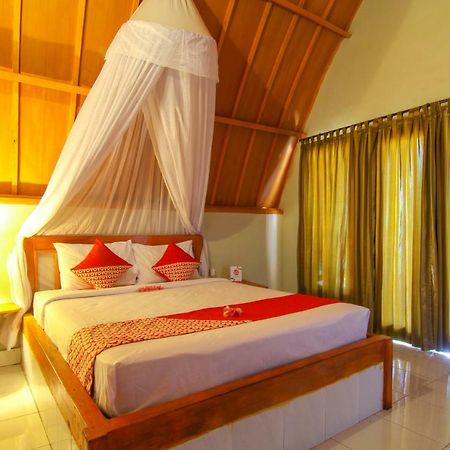 Yoland Guesthouse Gili Air Exterior photo