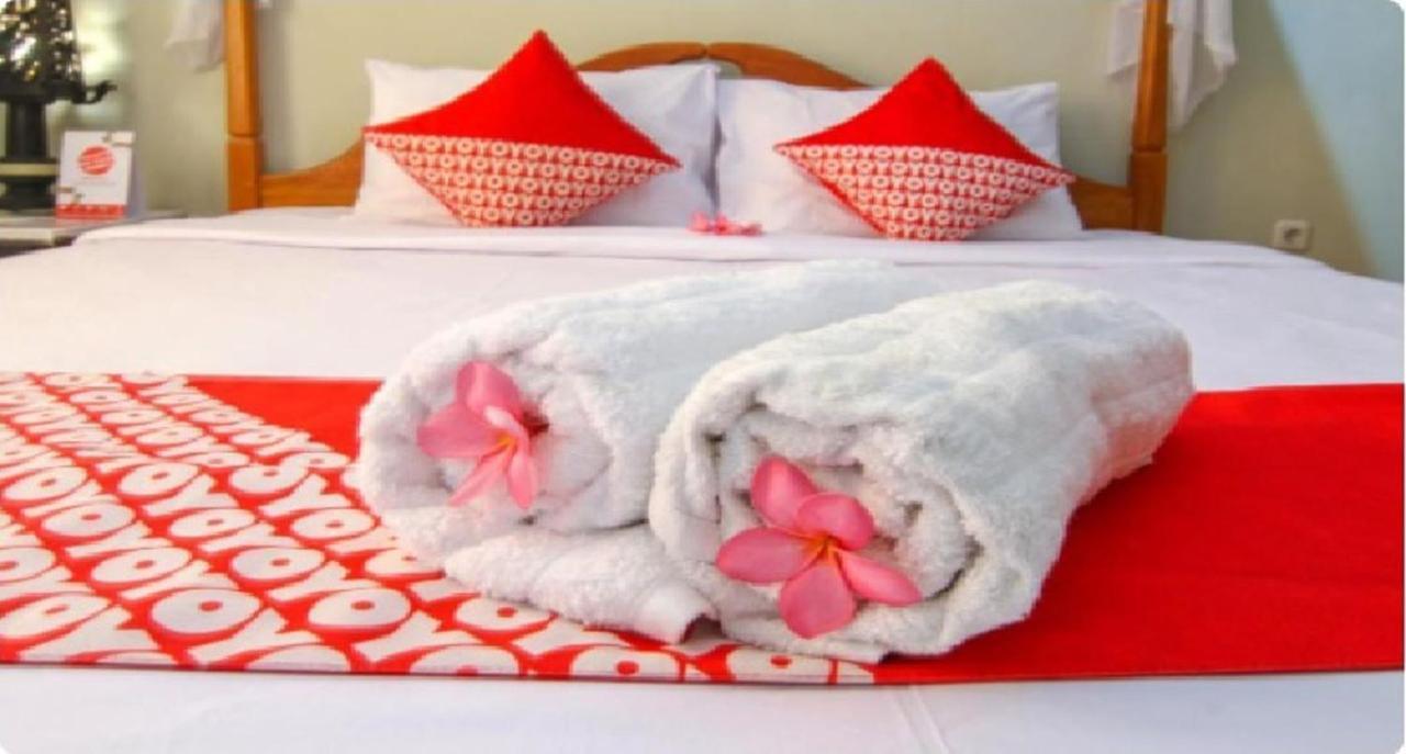Yoland Guesthouse Gili Air Exterior photo