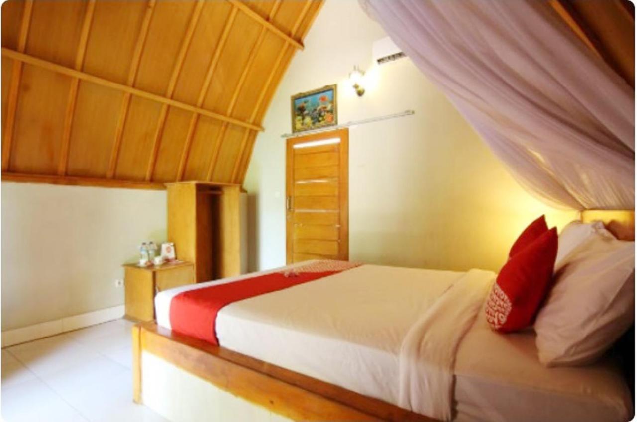 Yoland Guesthouse Gili Air Exterior photo
