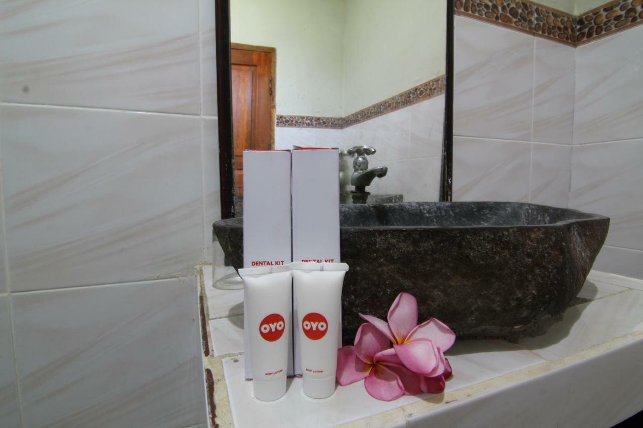 Yoland Guesthouse Gili Air Exterior photo